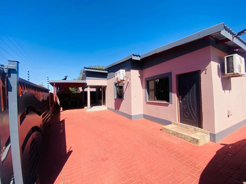 4 Bedroom Property for Sale in Kathu Northern Cape